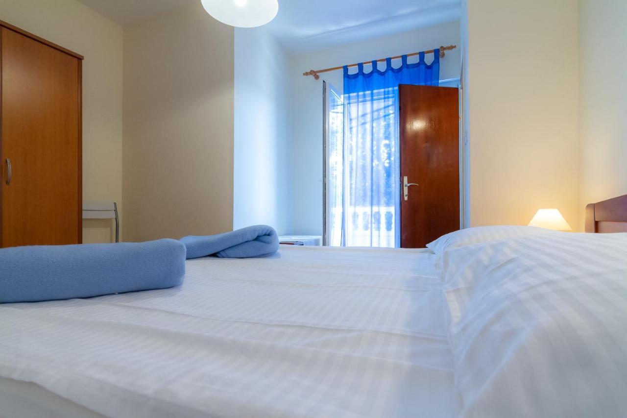 Apartman Haus Maja Banjol エクステリア 写真