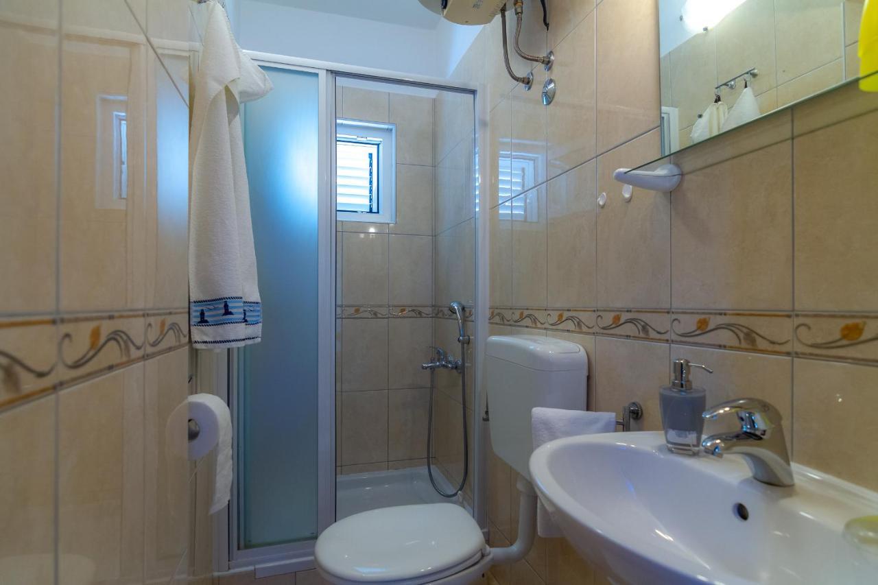 Apartman Haus Maja Banjol エクステリア 写真