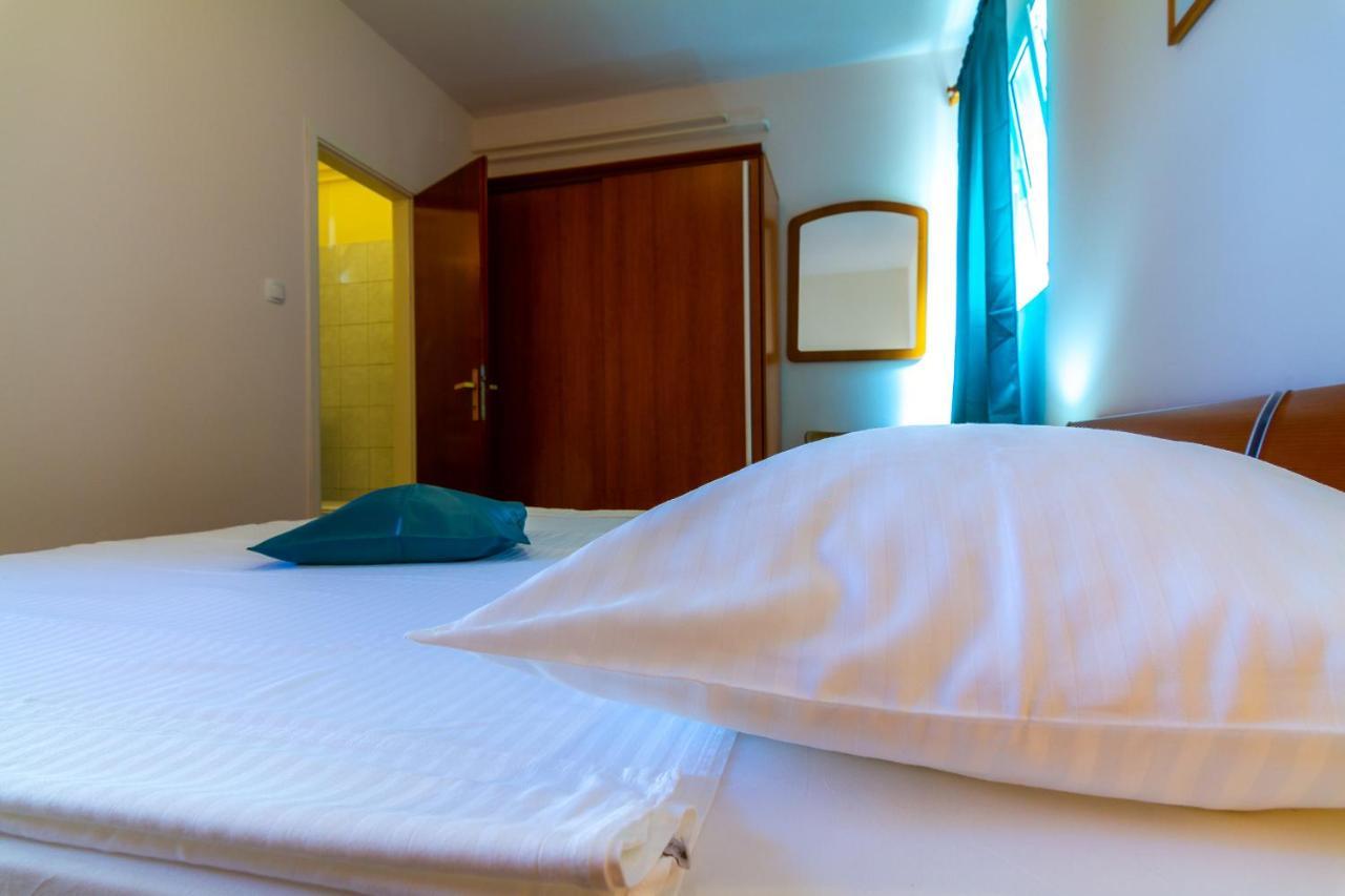 Apartman Haus Maja Banjol エクステリア 写真