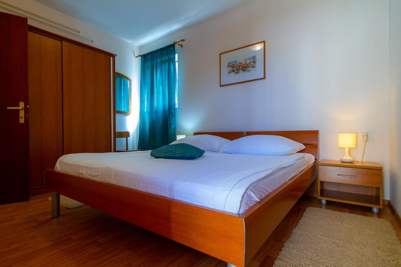 Apartman Haus Maja Banjol エクステリア 写真
