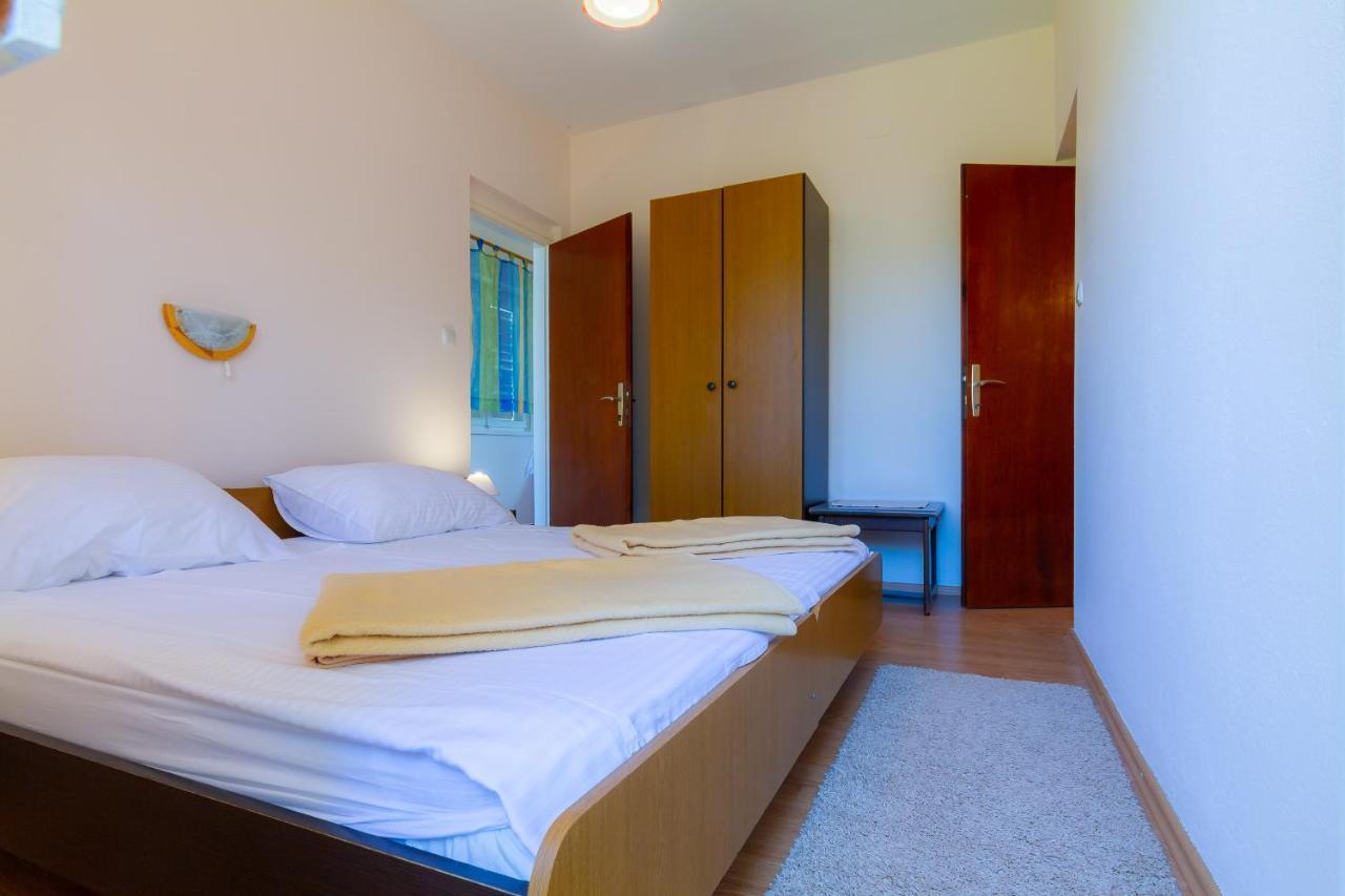 Apartman Haus Maja Banjol エクステリア 写真