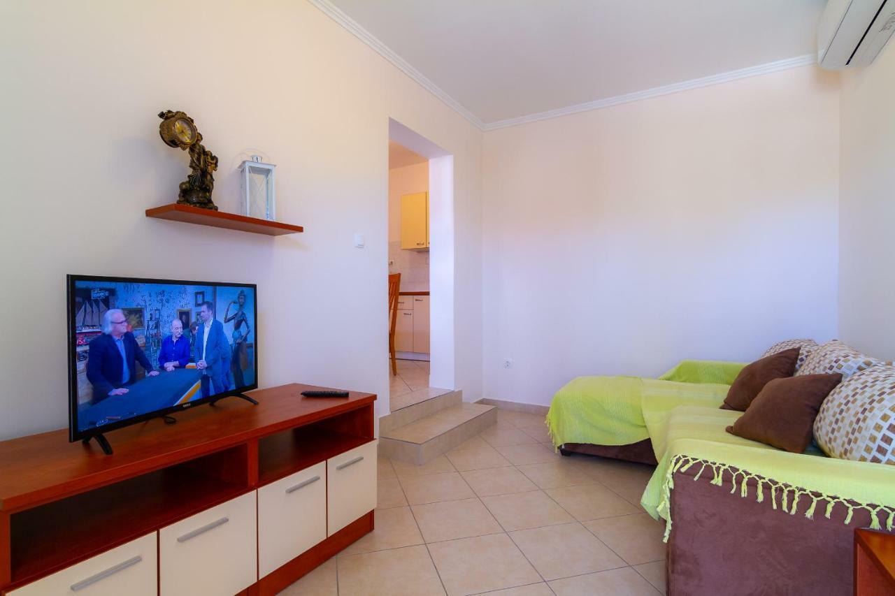 Apartman Haus Maja Banjol エクステリア 写真